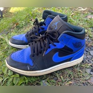 Jordan 1 Mid Hyper Royal Tumbled Leather Worn